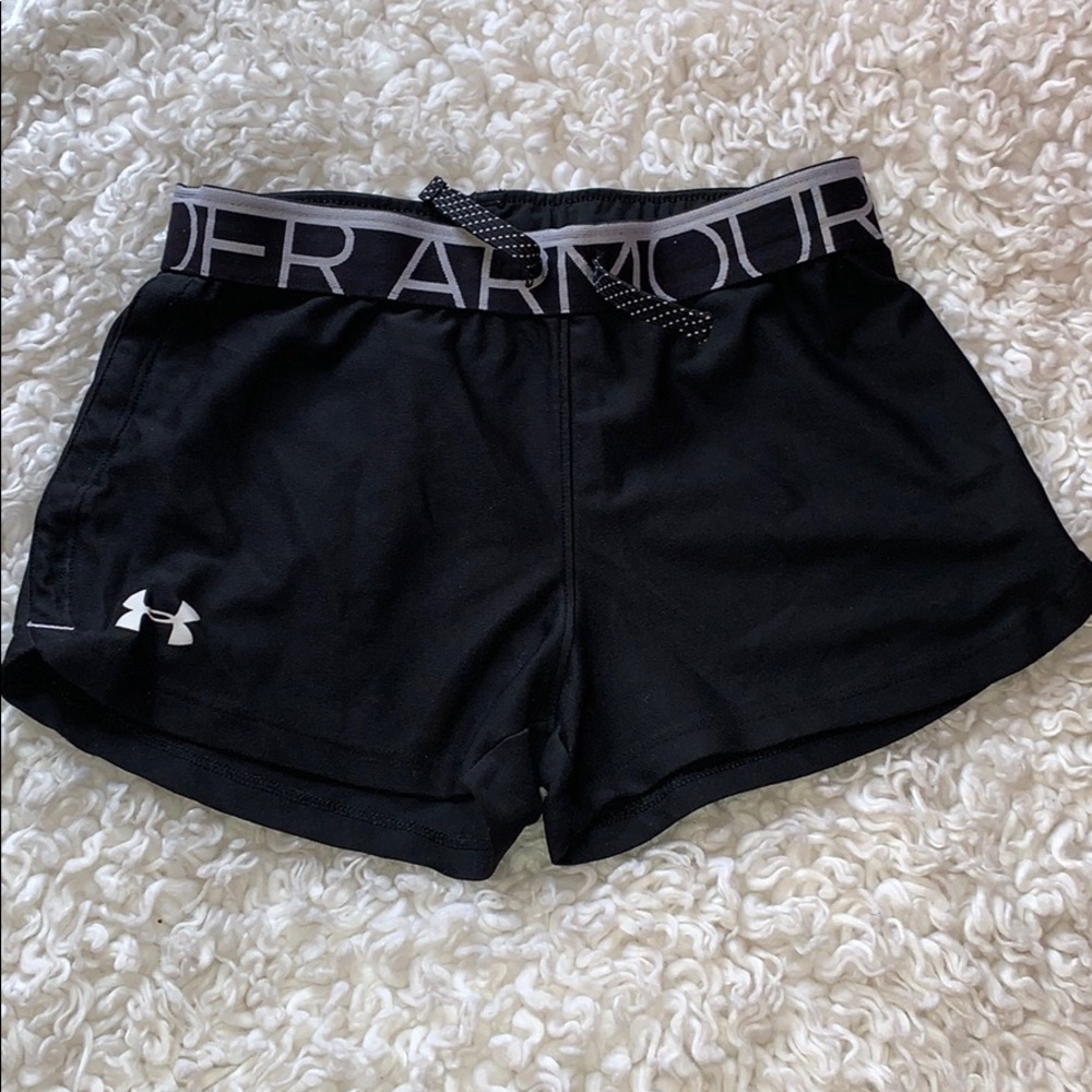 Under armour black shorts